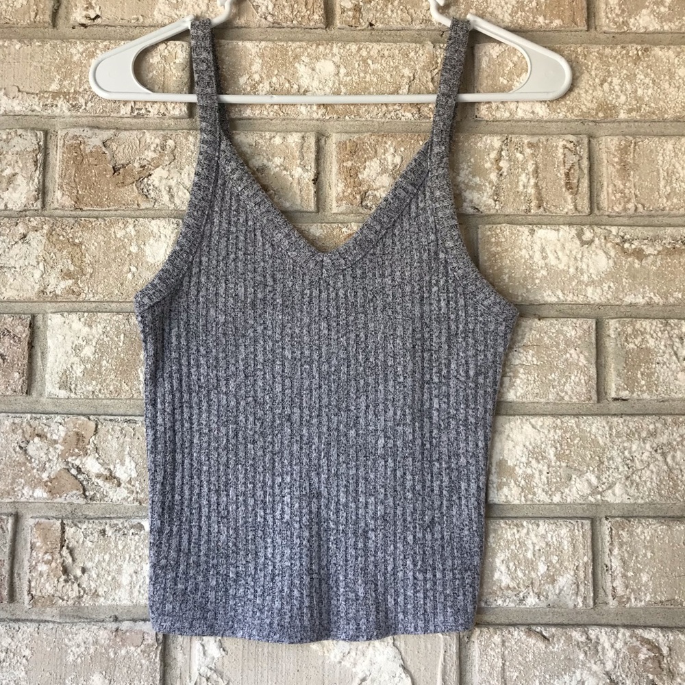 XS, grey tank top from American Eagle.
